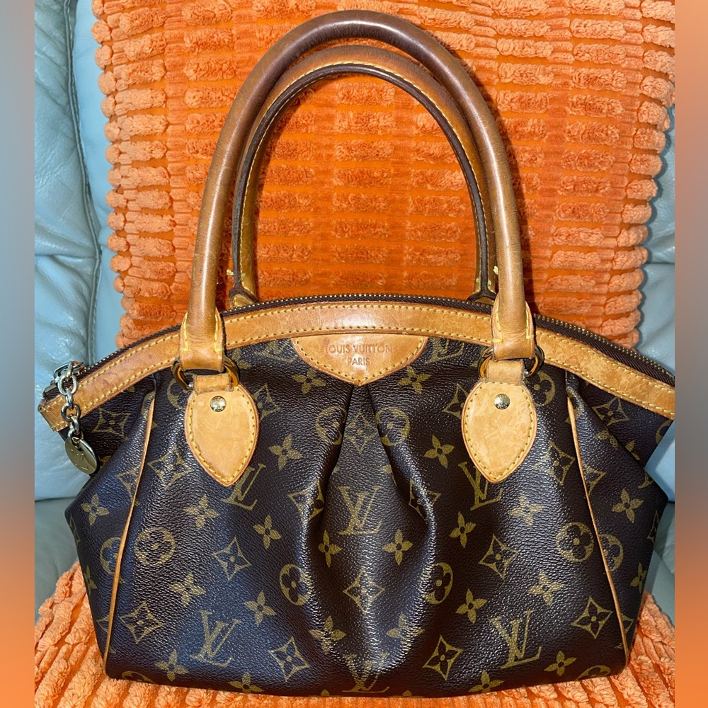 100% authentic Louis Vuitton Tivoli PM